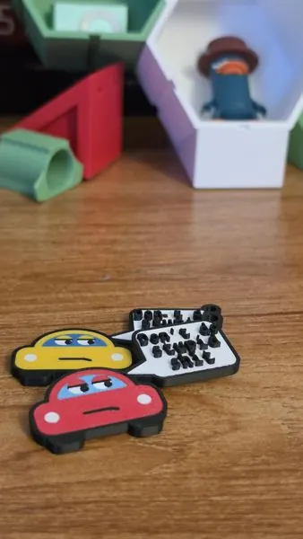 “Bored Car” Keychain with Your Text – photo 4